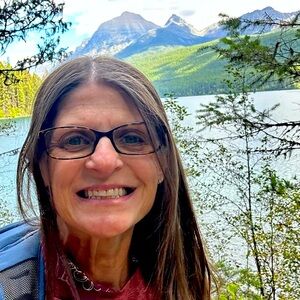 Meet your Posher, Kim